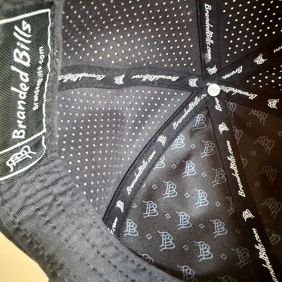 Black Cap with Tennessee State Emblem - Picture 7 of 8